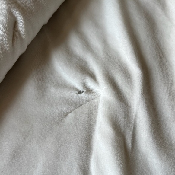 POTTERY BARN TEEN PLUSH FAUX FUR POLAR BEAR SLEEPING BAG VERY SOFT SOLD OUT - Picture 7 of 16